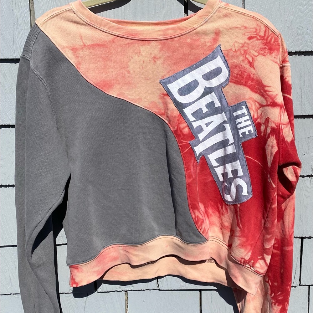 NWT - Rolling Stones Crop Sweatshirt